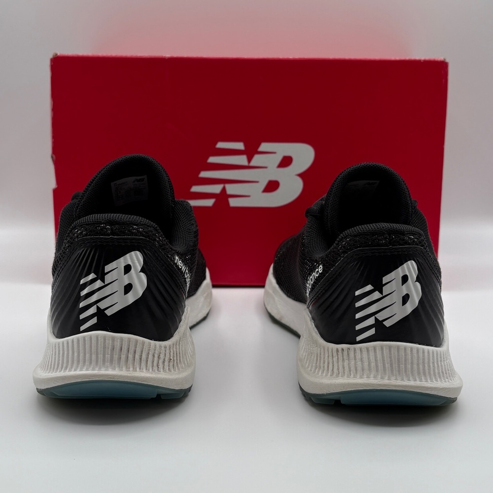 New Balance Youth Fuel Cell Running Shoes Sz 3.5 Wide - Picture 3 of 4